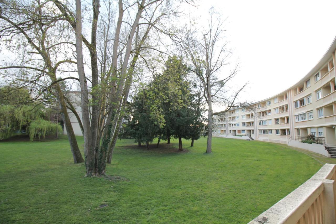 Derniere Reservations Avant Indisponibilite En Septembre Pour 12 Mois, Illimites Jacuzzi Spa Bain A Remous Interieur, Sauna Interieur, Parking Reserve, Vue Et Acces Parc, Prestations Uniques, 1Er Etage Corbeil-Essonnes Exterior foto